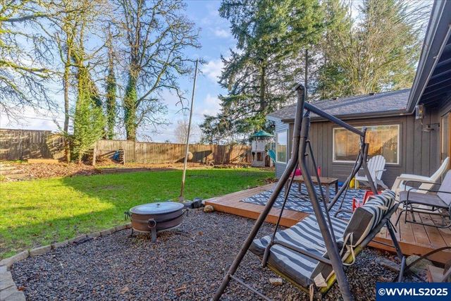 1855 Pilgrim St SE, Salem, OR 97302