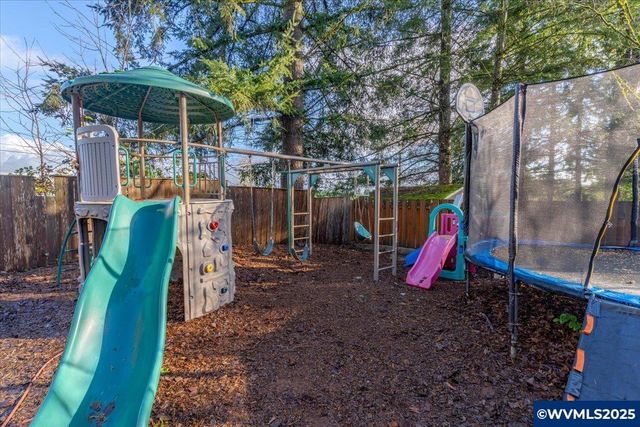 1855 Pilgrim St SE, Salem, OR 97302