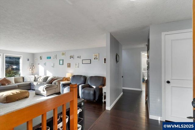 1855 Pilgrim St SE, Salem, OR 97302