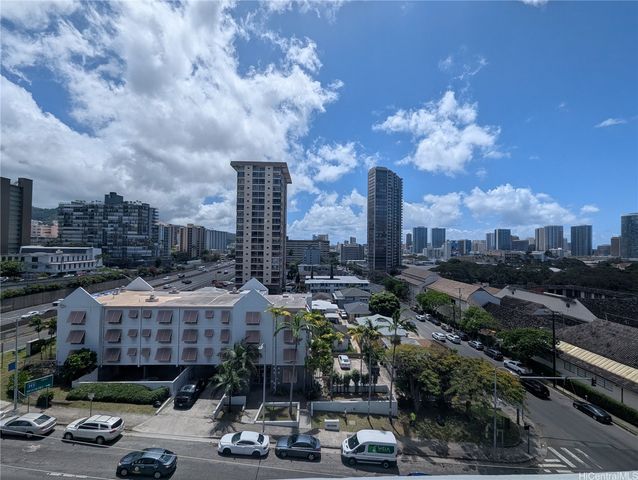 824 Kinau Street 709, Honolulu, HI 96813