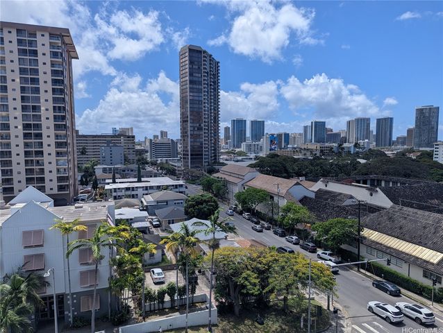 824 Kinau Street 709, Honolulu, HI 96813