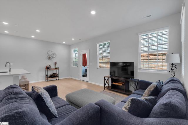 133 Wethington Way, Travelers Rest, SC 29690