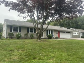 144 South Pier Road, Narragansett, RI 02882