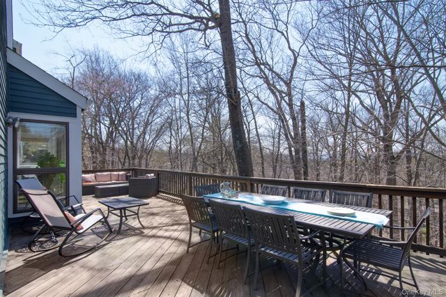153 Fieldpoint Drive, Irvington, NY 10533