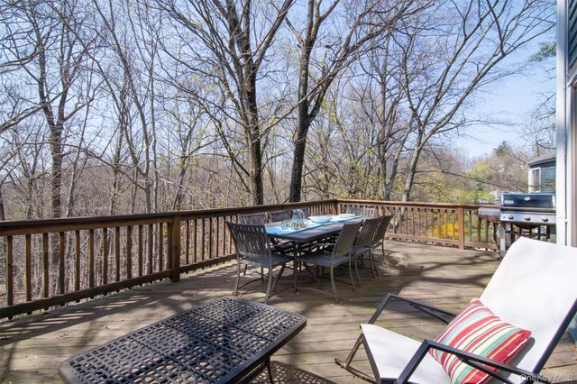153 Fieldpoint Drive, Irvington, NY 10533