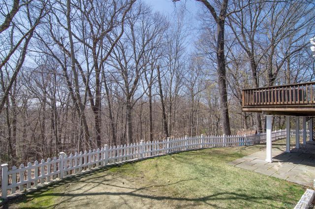 153 Fieldpoint Drive, Irvington, NY 10533