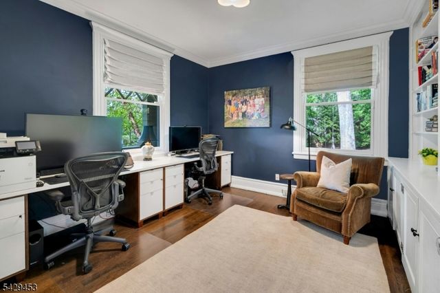 27 Bedford Rd, Summit City, NJ 07901