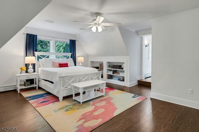 27 Bedford Rd, Summit City, NJ 07901