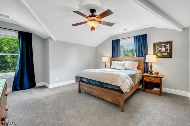 27 Bedford Rd, Summit City, NJ 07901