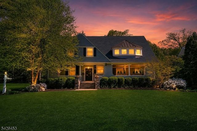 27 Bedford Rd, Summit City, NJ 07901