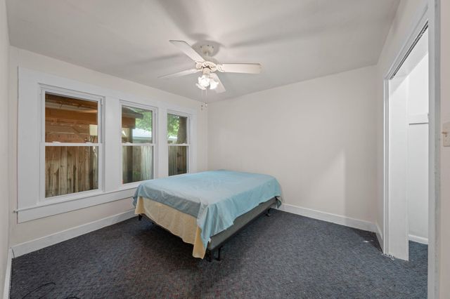 1209 Park Street N, Kerrville, TX 78028