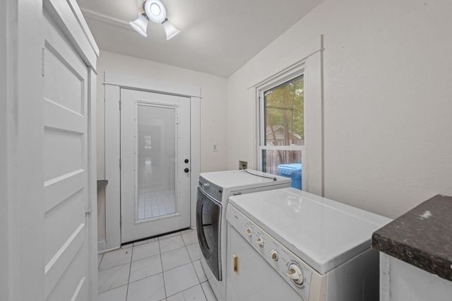 1209 Park Street N, Kerrville, TX 78028