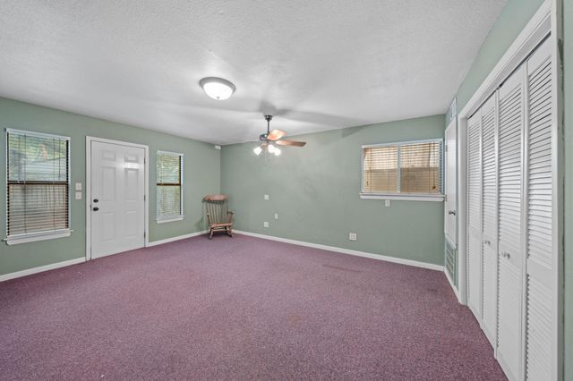 1209 Park Street N, Kerrville, TX 78028