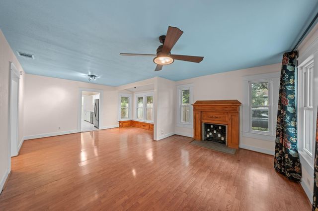 1209 Park Street N, Kerrville, TX 78028