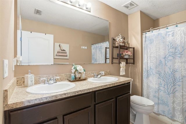 3050 MENORCA COURT, Kissimmee, FL 34744