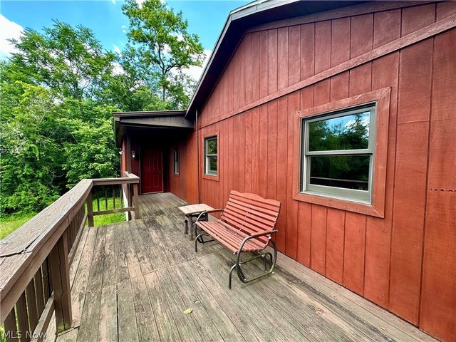 415 Genteel Ridge Road, Wellsburg, WV 26070
