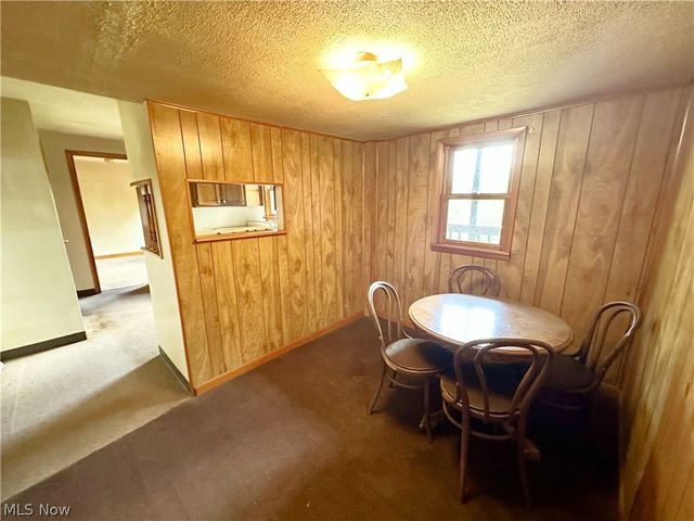 415 Genteel Ridge Road, Wellsburg, WV 26070