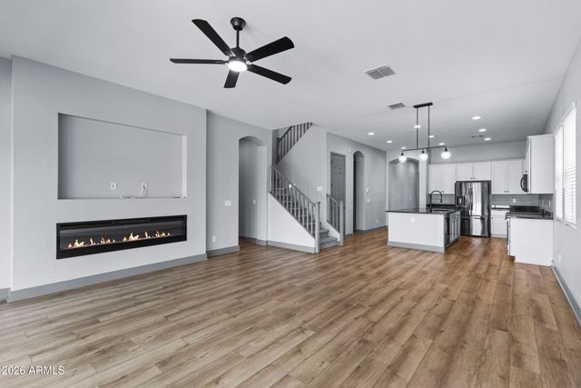 3900 E APPALOOSA Road, Gilbert, AZ 85296