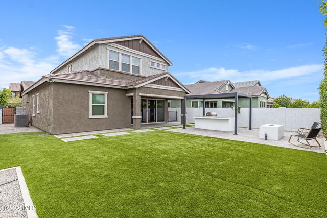 3900 E APPALOOSA Road, Gilbert, AZ 85296