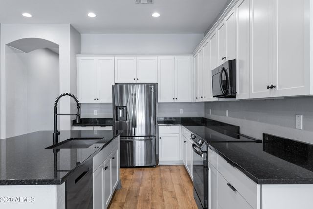 3900 E APPALOOSA Road, Gilbert, AZ 85296