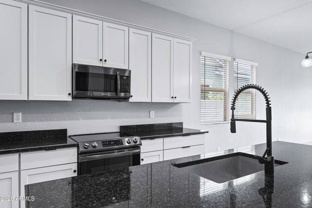 3900 E APPALOOSA Road, Gilbert, AZ 85296