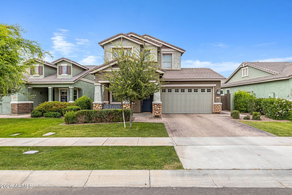 3900 E APPALOOSA Road, Gilbert, AZ 85296