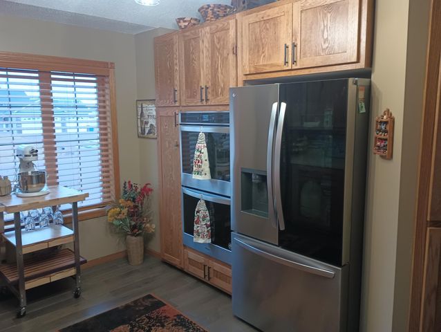 40533 Golden Avenue, North Branch, MN 55056