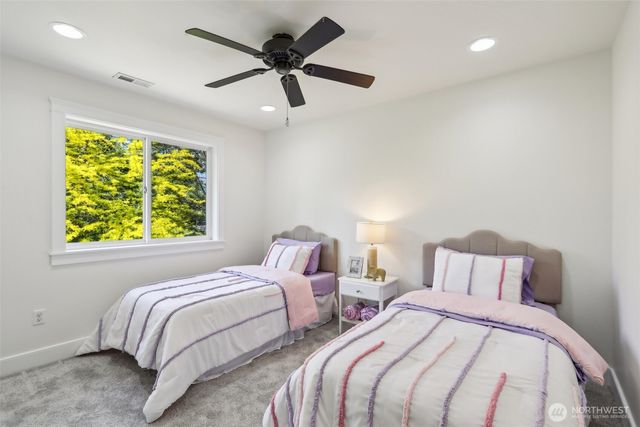 5015 240th Place SE, Issaquah, WA 98029