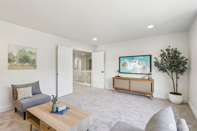 5015 240th Place SE, Issaquah, WA 98029