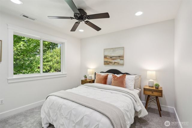 5015 240th Place SE, Issaquah, WA 98029