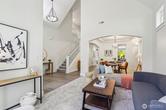 5015 240th Place SE, Issaquah, WA 98029