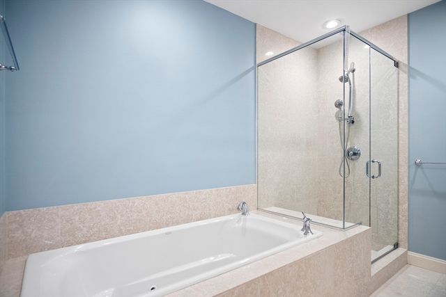 141 Johnson Woods Drive 141, Reading, MA 01867