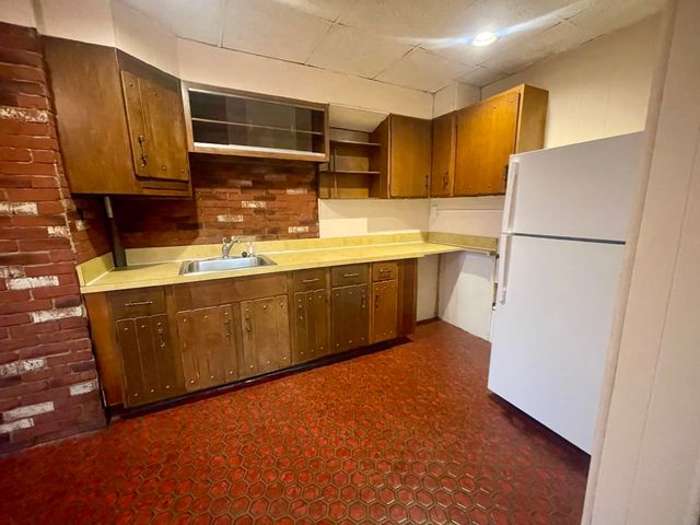 136 Saratoga St 2, Boston, MA 02128