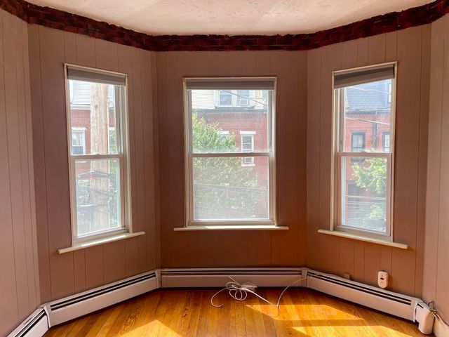 136 Saratoga St 2, Boston, MA 02128