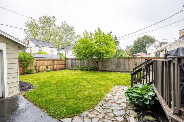 39 Brockley Road, Irondequoit, NY 14609