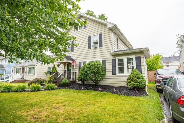 39 Brockley Road, Irondequoit, NY 14609