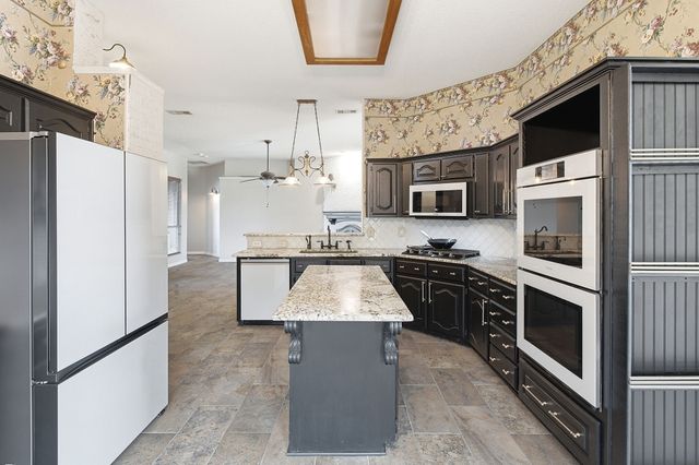 420 Brookwood Drive, Murphy, TX 75094