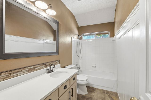 420 Brookwood Drive, Murphy, TX 75094