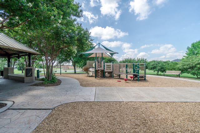 420 Brookwood Drive, Murphy, TX 75094