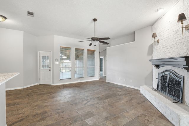 420 Brookwood Drive, Murphy, TX 75094