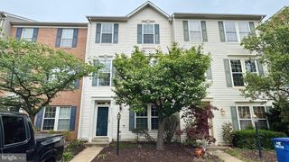 2571 CHASE WELLESLEY DR, Herndon, VA 20171