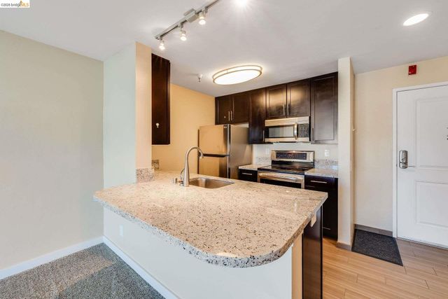 6400 Christie Ave 2410, Emeryville, CA 94608