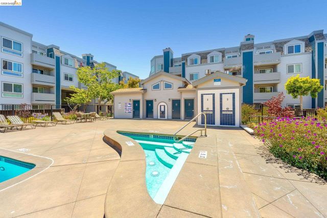 6400 Christie Ave 2410, Emeryville, CA 94608