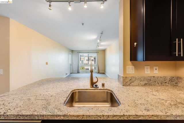 6400 Christie Ave 2410, Emeryville, CA 94608