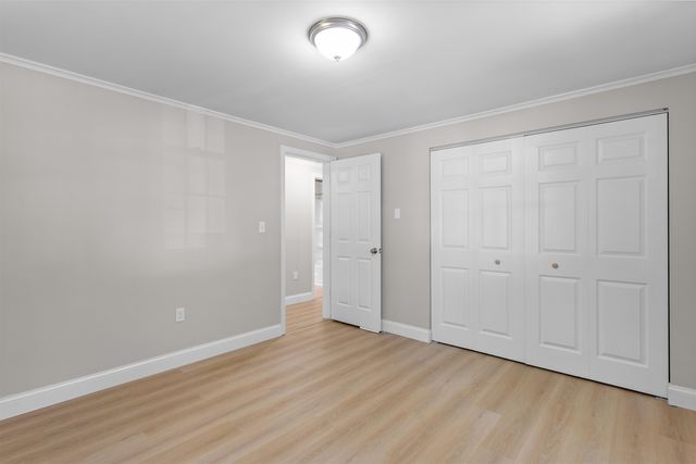 14 Derryfield Road, Derry, NH 03038