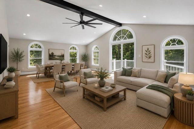 14 Derryfield Road, Derry, NH 03038