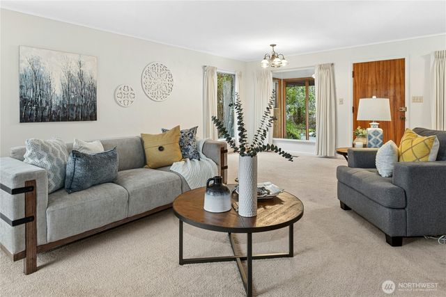 6526 NE 198th Street, Kenmore, WA 98028