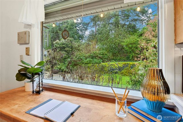 6526 NE 198th Street, Kenmore, WA 98028