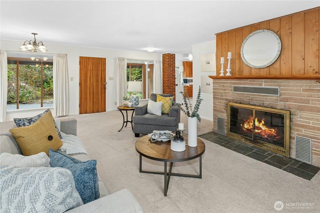 6526 NE 198th Street, Kenmore, WA 98028