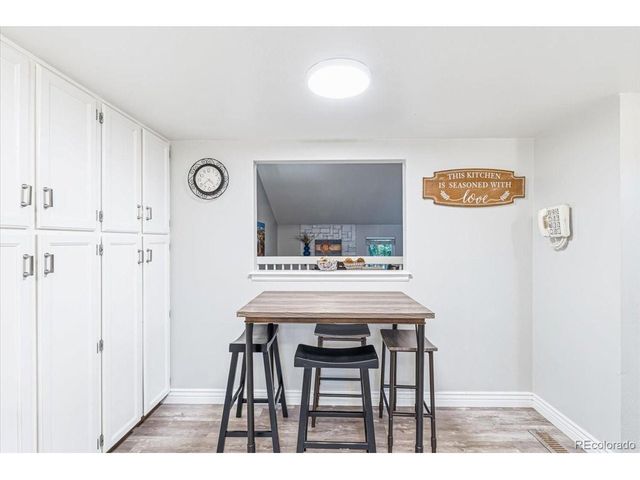 7677 S Monaco Cir, Centennial, CO 80112